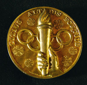 20060919160531-medal.jpg